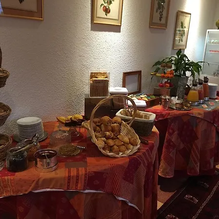 Le Pacifique Citotel 3* Riom